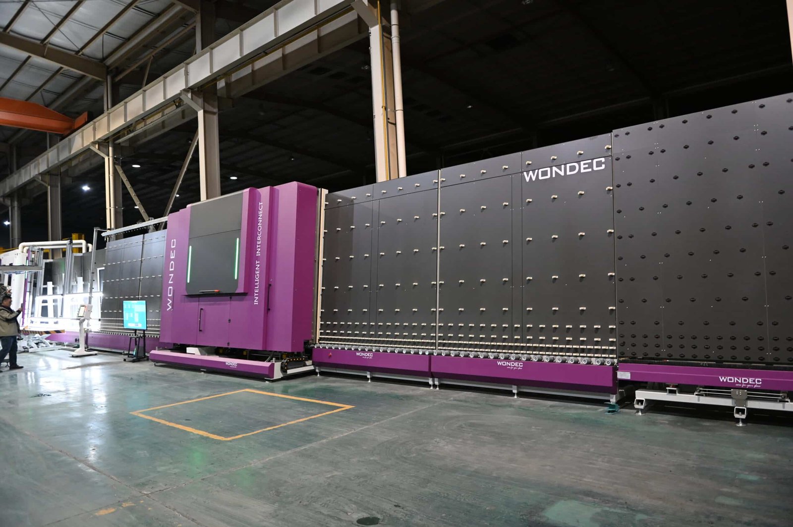 WONDEC Smart Linking insulating glass production line in workshop